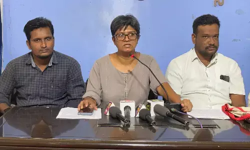 ರಾಯಚೂರು | ವಿವಿಧ ಬೇಡಿಕೆಗಳ ಈಡೇರಿಕೆಗೆ ಆಗ್ರಹಿಸಿ ನ.27 ರಂದು ಫ್ರೀಡಂ ಪಾರ್ಕ್ ನಲ್ಲಿ ರಾಜ್ಯ ಮಟ್ಟದ ಪ್ರತಿಭಟನೆ : ಮೈತ್ರಿ ಕೃಷ್ಣನ್