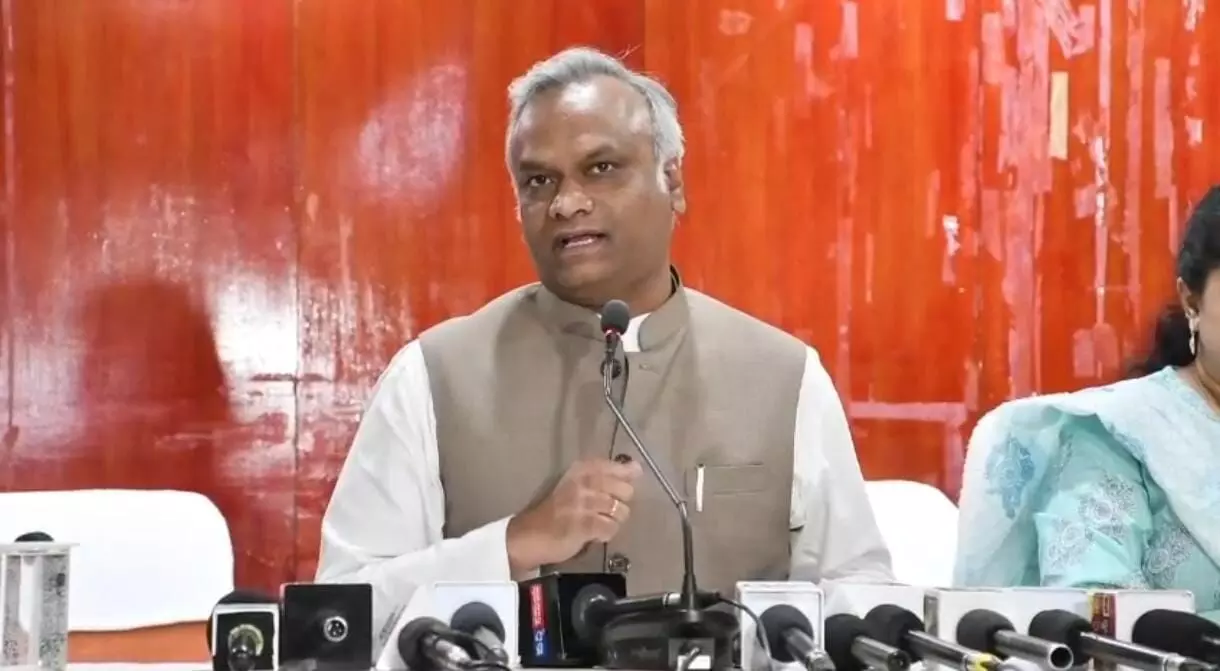 PHOTO OF Priyank Kharge