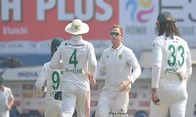 ಮೊದಲ ಟೆಸ್ಟ್ | ಸೈಮರ್ ಹಾರ್ಮರ್ ಸ್ಪಿನ್ ಮೋಡಿ; ಭಾರತ ವಿರುದ್ಧ ದಕ್ಷಿಣ ಆಫ್ರಿಕಾಕ್ಕೆ ಐತಿಹಾಸಿಕ ಜಯ