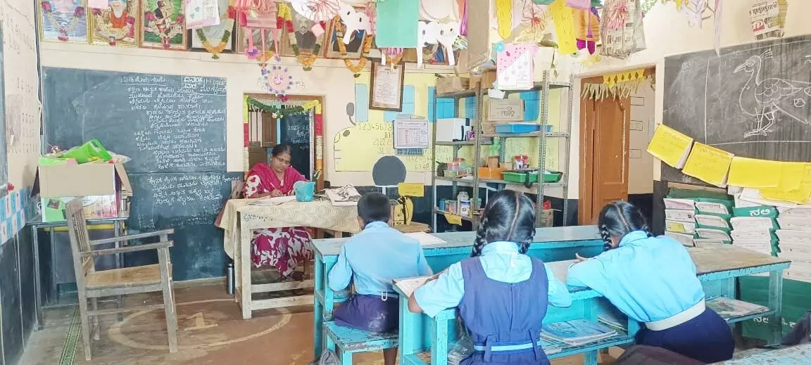 ಸರಕಾರಿ ಶಾಲೆಯಲ್ಲಿ ನೂರರಿಂದ ಮೂರಕ್ಕೆ ಇಳಿದ ಮಕ್ಕಳ ಸಂಖ್ಯೆ