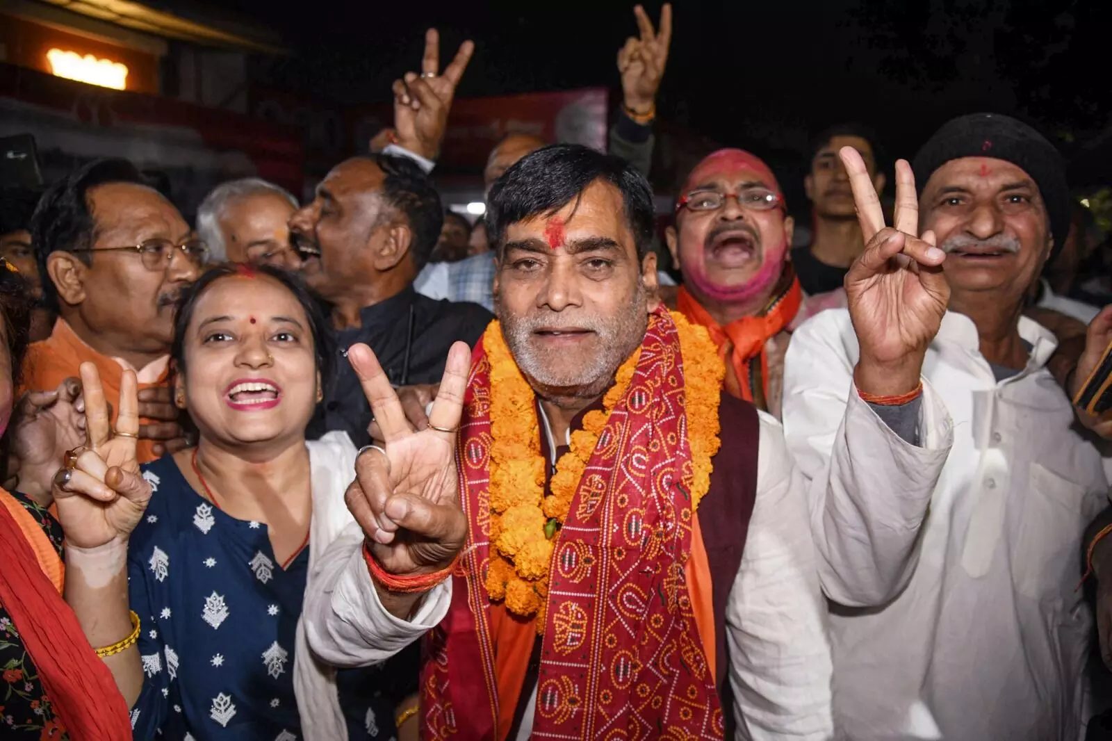 ಬಿಹಾರದಲ್ಲಿ ಎನ್​ಡಿಎಗೆ ಐತಿಹಾಸಿಕ ಗೆಲುವು; ಚಿತ್ರಗಳಲ್ಲಿ ನೋಡಿ