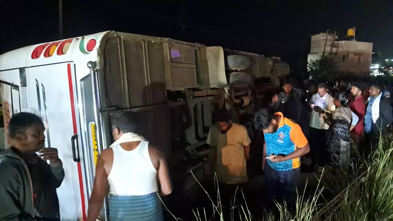 HASSAN | ಚನ್ನರಾಯಪಟ್ಟಣದಲ್ಲಿ ಸರಣಿ ಅಪಘಾತ: ಓರ್ವ ಮೃತ್ಯು; ಇಬ್ಬರಿಗೆ ಗಾಯ