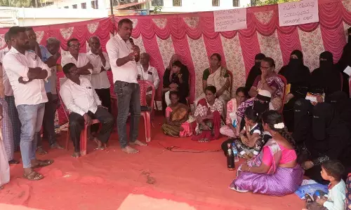 MANGALURU | ನಿವೇಶನರಹಿತರಿಂದ ಕುಪ್ಪೆಪದವು ಗ್ರಾಪಂ ಎದುರು ಪ್ರತಿಭಟನೆ