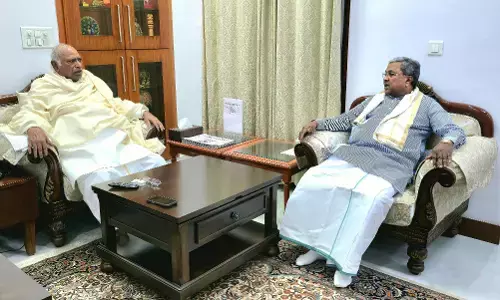 ʼಸಂಪುಟ ಪುನರ್ ರಚನೆʼ | ಮಲ್ಲಿಕಾರ್ಜುನ ಖರ್ಗೆಯವರನ್ನು ಭೇಟಿಯಾದ ಸಿಎಂ ಸಿದ್ದರಾಮಯ್ಯ