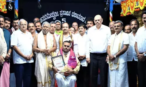 ಮಂಗಳೂರು | ಹಾಸ್ಯಗಾರ ವಳಕುಂಜರಿಗೆ ಕದ್ರಿ ವಿಷ್ಣು ಪ್ರಶಸ್ತಿ