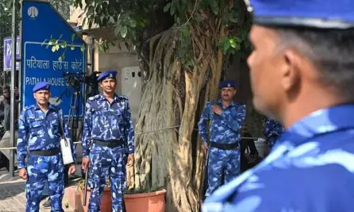 ದಿಲ್ಲಿಯ ವಿವಿಧ ನ್ಯಾಯಾಲಯಗಳಿಗೆ, ಎರಡು ಶಾಲೆಗಳಿಗೆ ಬಾಂಬ್ ಬೆದರಿಕೆ