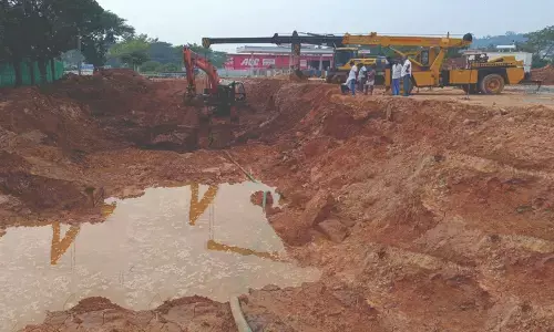 ಮಂಗಳೂರು | ಕುಡಿಯುವ ನೀರಿನ ಪೈಪ್ ಲೈನ್‌ಗೆ ಹಾನಿ; ನೀರಿಗಾಗಿ ಪರದಾಟ