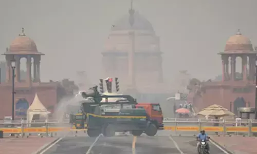 toxic air blanketing Delhi