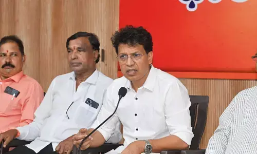 ಡಾ.ಪುರುಷೋತ್ತಮ ಬಿಳಿಮಲೆ ಅವರನ್ನು ಕನ್ನಡ ಅಭಿವೃದ್ಧಿ ಪ್ರಾಧಿಕಾರ ಅಧ್ಯಕ್ಷ ಹುದ್ದೆಯಿಂದ ತೆಗೆದು ಹಾಕುವಂತೆ ಶಾಸಕ ಡಾ. ಭರತ್ ಶೆಟ್ಟಿ ಆಗ್ರಹ