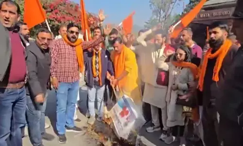 ವೈಷ್ಣೋದೇವಿ ವೈದ್ಯಕೀಯ ಕಾಲೇಜಿಗೆ ಪ್ರವೇಶ ಪಡೆದವರಲ್ಲಿ ಶೇ. 90 ಮುಸ್ಲಿಂ ವಿದ್ಯಾರ್ಥಿಗಳು: ಸಂಘ ಪರಿವಾರದ ಸಂಘಟನೆಗಳಿಂದ ಪ್ರತಿಭಟನೆ