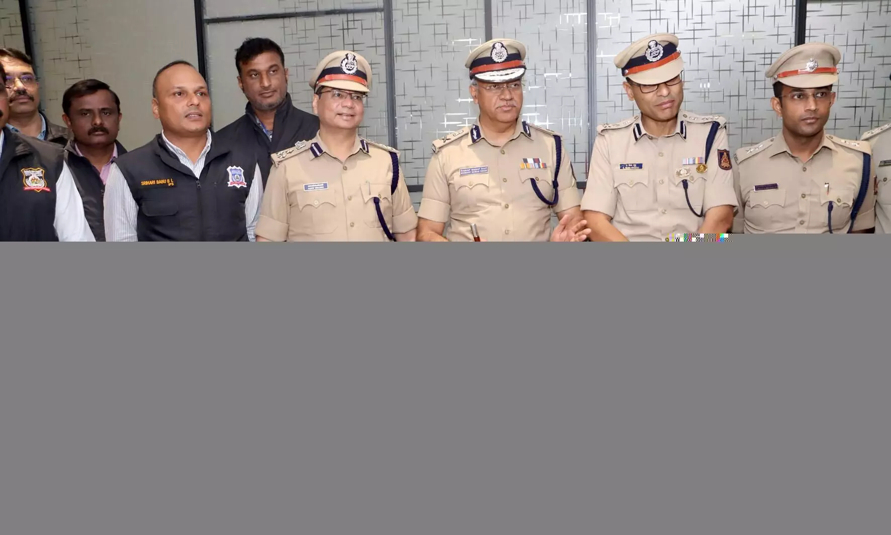 Bengaluru | ಎಟಿಎಂ ಹಣ ದರೋಡೆ ಪ್ರಕರಣವನ್ನು ಬೆಂಗಳೂರು ಪೊಲೀಸರು ಭೇದಿಸಿದ್ದು ಹೇಗೆ?; ಇಲ್ಲಿದೆ ಸಂಪೂರ್ಣ ಮಾಹಿತಿ Bengaluru | ಎಟಿಎಂ ಹಣ ದರೋಡೆ ಪ್ರಕರಣವನ್ನು ಬೆಂಗಳೂರು ಪೊಲೀಸರು ಭೇದಿಸಿದ್ದು ಹೇಗೆ?; ಇಲ್ಲಿದೆ ಸಂಪೂರ್ಣ ಮಾಹಿತಿ