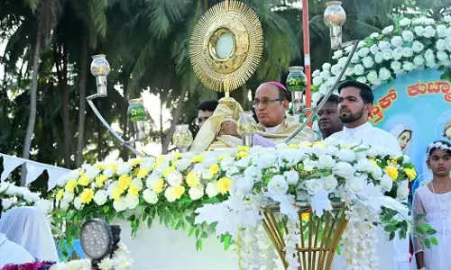 ಉಡುಪಿ ಧರ್ಮಪ್ರಾಂತ್ಯದ ವಾರ್ಷಿಕ ಪರಮ ಪ್ರಸಾದದ ಮೆರವಣಿಗೆ