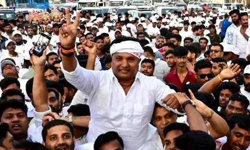 ಎಐಸಿಸಿ ಕಾರ್ಯದರ್ಶಿ ಶ್ರೀನಿವಾಸ್ ಬಿ.ವಿ. ಅವರಿಗೆ ಬೆಂಗಳೂರಿನಲ್ಲಿ ಅದ್ಧೂರಿ ಸ್ವಾಗತ