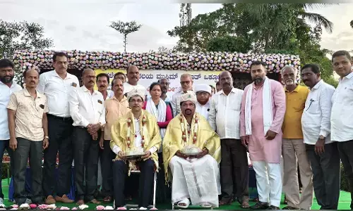 ಹಳೆಯಂಗಡಿ | ರಾಜ್ಯೋತ್ಸವ ಪ್ರಶಸ್ತಿ ಪುರಸ್ಕೃತ ಬಿ.ಎಂ.ಹನೀಫ್, ಜಿಲ್ಲಾ ಪ್ರಶಸ್ತಿ ಪುರಸ್ಕೃತ ಜೈಕೃಷ್ಣ ಕೋಟ್ಯಾನ್‌ಗೆ ಹುಟ್ಟೂರ ಸನ್ಮಾನ