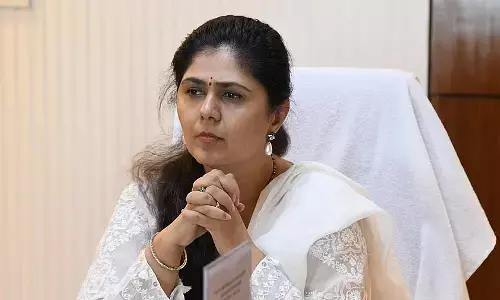 ಮಹಾರಾಷ್ಟ್ರ | ಕಿರುಕುಳದಿಂದ ಬೇಸತ್ತು ಬಿಜೆಪಿ ನಾಯಕಿ ಪಂಕಜಾ ಮುಂಡೆಯ ಆಪ್ತ ಸಹಾಯಕನ ಪತ್ನಿ ಆತ್ಮಹತ್ಯೆ: ತನಿಖೆಗೆ ಆಗ್ರಹ