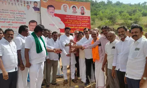 ಕಾರಟಗಿ | ಸಚಿವ ಶಿವರಾಜ ತಂಗಡಗಿಯಿಂದ ವಿವಿಧ ಕಾಮಗಾರಿಗಳಿಗೆ ಭೂಮಿ ಪೂಜೆ