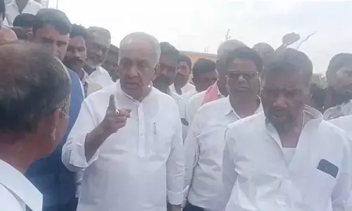 ರಾಯಚೂರು: ರಸ್ತೆ ಕಾಮಗಾರಿ ವಿಳಂಬ; ಅಧಿಕಾರಿಗೆ ಸಚಿವ ಎನ್ ಎಸ್ ಬೋಸರಾಜು ತರಾಟೆ