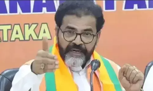 PHOTO OF Chalavadi Narayanaswamy