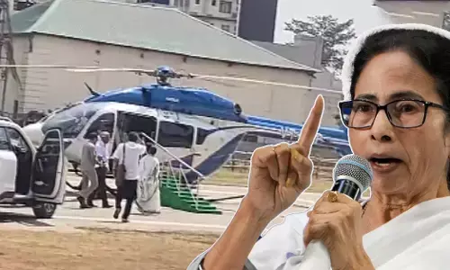 ಪರವಾನಿಗೆ ಅವಧಿ ಮೀರಿದ ಮಮತಾ ಹೆಲಿಕಾಪ್ಟರ್; ನಿರ್ವಾಹಕರಿಗೆ ಶೋ-ಕಾಸ್ ನೋಟಿಸ್