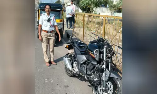 ಕಲಬುರಗಿ | ಬೈಕ್ ಢಿಕ್ಕಿ :  ಇಬ್ಬರಿಗೆ ಗಾಯ