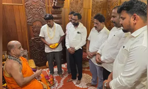 ಉಡುಪಿ | ಕರಾವಳಿ ಅಭಿವೃದ್ಧಿ ಮಂಡಳಿ ಅಧ್ಯಕ್ಷರಿಂದ ಪರ್ಯಾಯ ಪುತ್ತಿಗೆ ಮಠದ ಶ್ರೀಪಾದರ ಭೇಟಿ