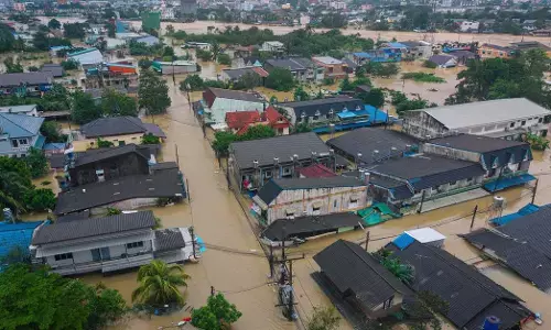 ಥೈಲ್ಯಾಂಡ್: ಪ್ರವಾಹದಲ್ಲಿ ಮೃತರ ಸಂಖ್ಯೆ 33ಕ್ಕೆ ಏರಿಕೆ
