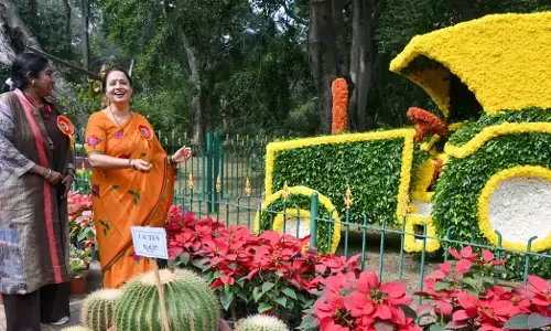 ಪ್ರದರ್ಶನದ ಪುಷ್ಪಗಳು, ಮರುಬಳಕೆಯ ವಸ್ತುಗಳಾಗಬೇಕು : ಡಾ.ಶಾಲಿನಿ ರಜನೀಶ್