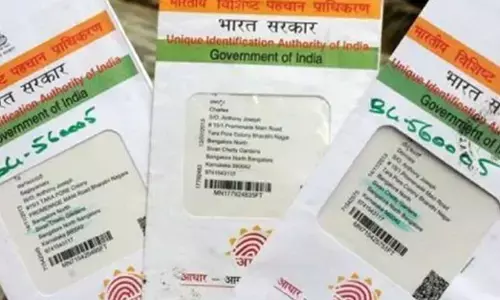 ನುಸುಳುಕೋರರು ಆಧಾರ್ ಹೊಂದಿದ್ದರೆ ಮತದಾನಕ್ಕೆ ಅವಕಾಶ ನೀಡಬಹುದೇ? : ಸುಪ್ರೀಂ ಕೋರ್ಟ್ ಪ್ರಶ್ನೆ
