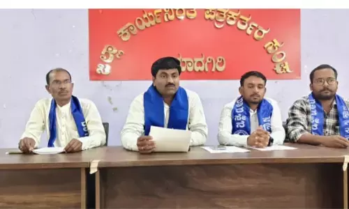 ವಡಗೇರಾ, ಶಹಾಪುರ ತಾಲೂಕಿನಲ್ಲಿ ಕೇವಲ ನೆಪಮಾತ್ರಕ್ಕೆ ಸಂವಿಧಾನ ದಿನಾಚರಣೆ: ದಲಿತ ಸೇನೆ ಆರೋಪ