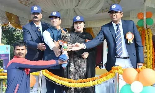 ಕಲಬುರಗಿ| ಜಿಲ್ಲಾ ಪೊಲೀಸ್ ಕ್ರೀಡಾಕೂಟಕ್ಕೆ ಜಿಲ್ಲಾಧಿಕಾರಿ ಬಿ.ಫೌಝಿಯಾ ತರನ್ನುಮ್ ಚಾಲನೆ