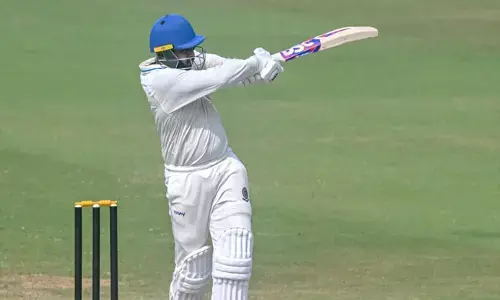 ಕ್ರಿಕೆಟ್ ಆಡಿದರೆ ಪಾರ್ಶ್ವವಾಯುಗೆ ಒಳಗಾಗಬಹುದು ಎಂದು ಅಭಿಷೇಕ್ ರೆಡ್ಡಿಗೆ ವೈದ್ಯರು ಎಚ್ಚರಿಕೆ ನೀಡಿದ್ದರು!