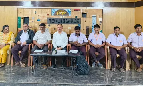 ಬೆಂಗಳೂರು : ಟೈಕೋ ಎಲೆಕ್ಟ್ರಾನಿಕ್ಸ್ ಕಾರ್ಮಿಕರಿಗೆ ಕೆಲಸ ಕೊಡಲು ಆಗ್ರಹ