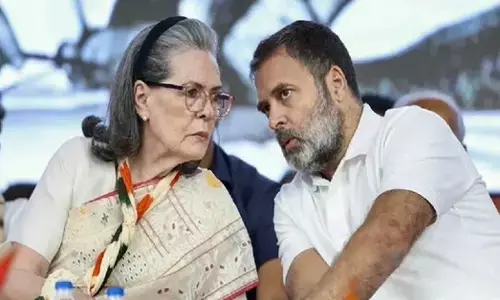Case registered against Congress leaders Sonia Gandhi, Rahul Gandhi in connection with National Herald case