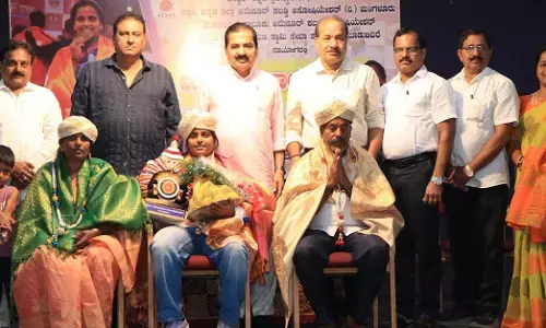 ಮೂಡುಬಿದಿರೆ: ವಿಶ್ವಕಪ್ ಗೆದ್ದ ಕಬಡ್ಡಿ ಆಟಗಾತಿ೯ ಧನಲಕ್ಷ್ಮೀಗೆ ಆಳ್ವಾಸ್ ನಲ್ಲಿ ಅಭಿನಂದನೆ