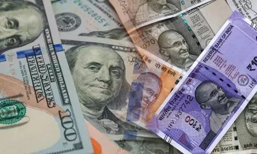 ಡಾಲರ್‌ನೆದುರು ಸಾರ್ವಕಾಲಿಕ ಕನಿಷ್ಠ 89.7ಕ್ಕೆ ಕುಸಿದ ರೂಪಾಯಿ ಮೌಲ್ಯ