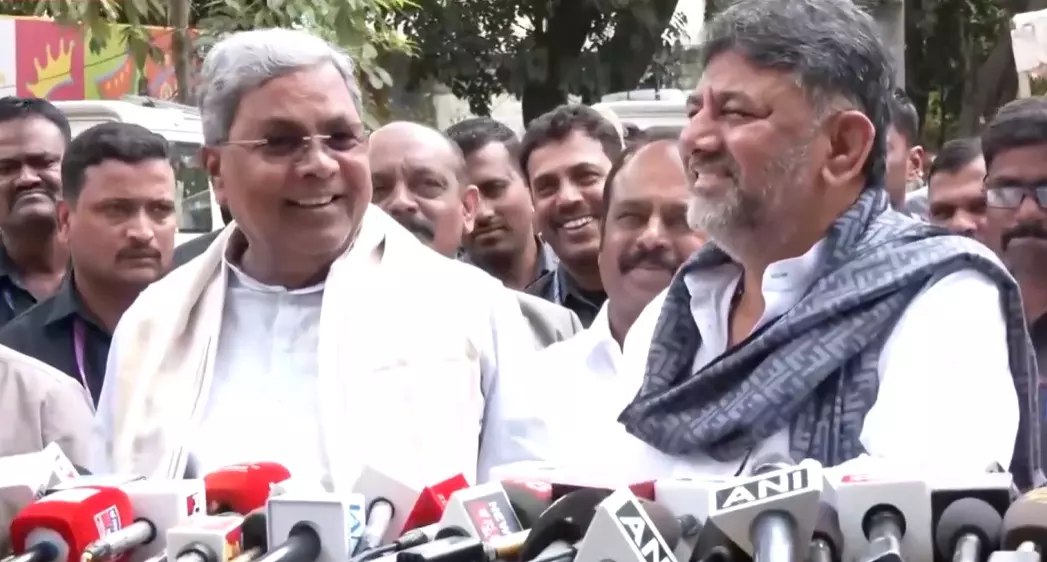 ಹೈಕಮಾಂಡ್‌ ಹೇಳಿದಂತೆ ನಡೆದುಕೊಳ್ಳುತ್ತೇವೆ : ಸಿಎಂ ಸಿದ್ದರಾಮಯ್ಯ ಪುನರುಚ್ಚಾರ