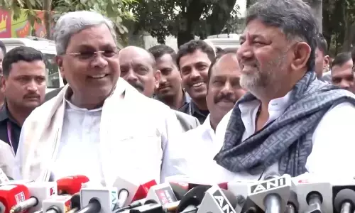 ಹೈಕಮಾಂಡ್‌ ಹೇಳಿದಂತೆ ನಡೆದುಕೊಳ್ಳುತ್ತೇವೆ : ಸಿಎಂ ಸಿದ್ದರಾಮಯ್ಯ ಪುನರುಚ್ಚಾರ