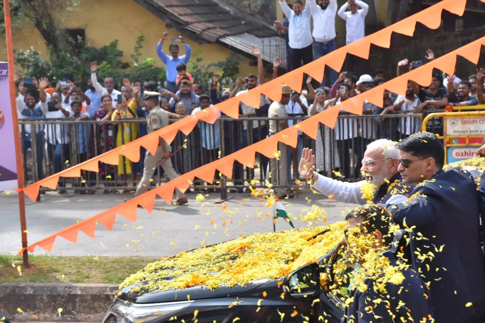 PHOTOS | ಪ್ರಧಾನಿ ನರೇಂದ್ರ ಮೋದಿ ಉಡುಪಿ ಭೇಟಿ