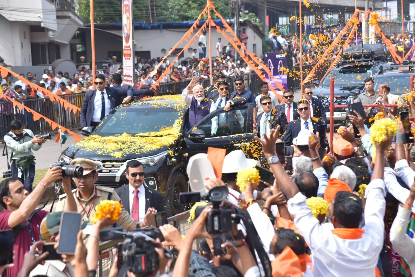 PHOTOS | ಪ್ರಧಾನಿ ನರೇಂದ್ರ ಮೋದಿ ಉಡುಪಿ ಭೇಟಿ