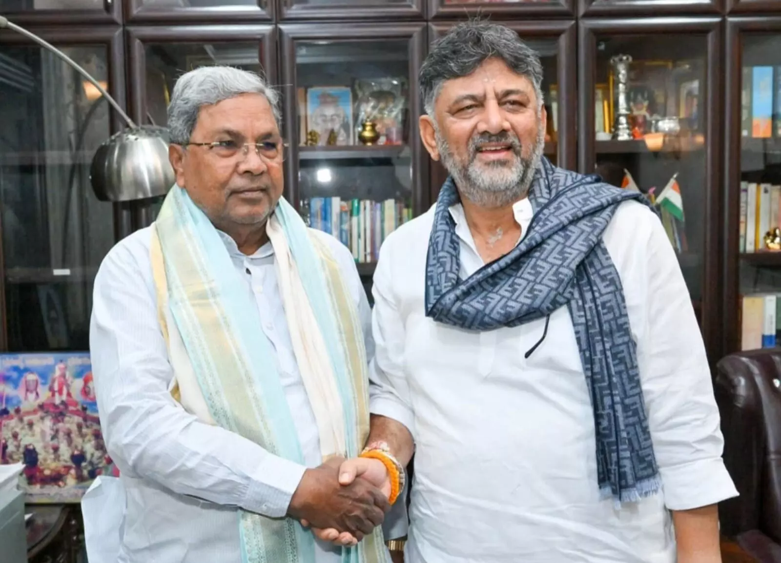 ಸಿಎಂ-ಡಿಸಿಎಂ ಉಪಹಾರ ಸಭೆ; ಚಿತ್ರಗಳಲ್ಲಿ ನೋಡಿ...