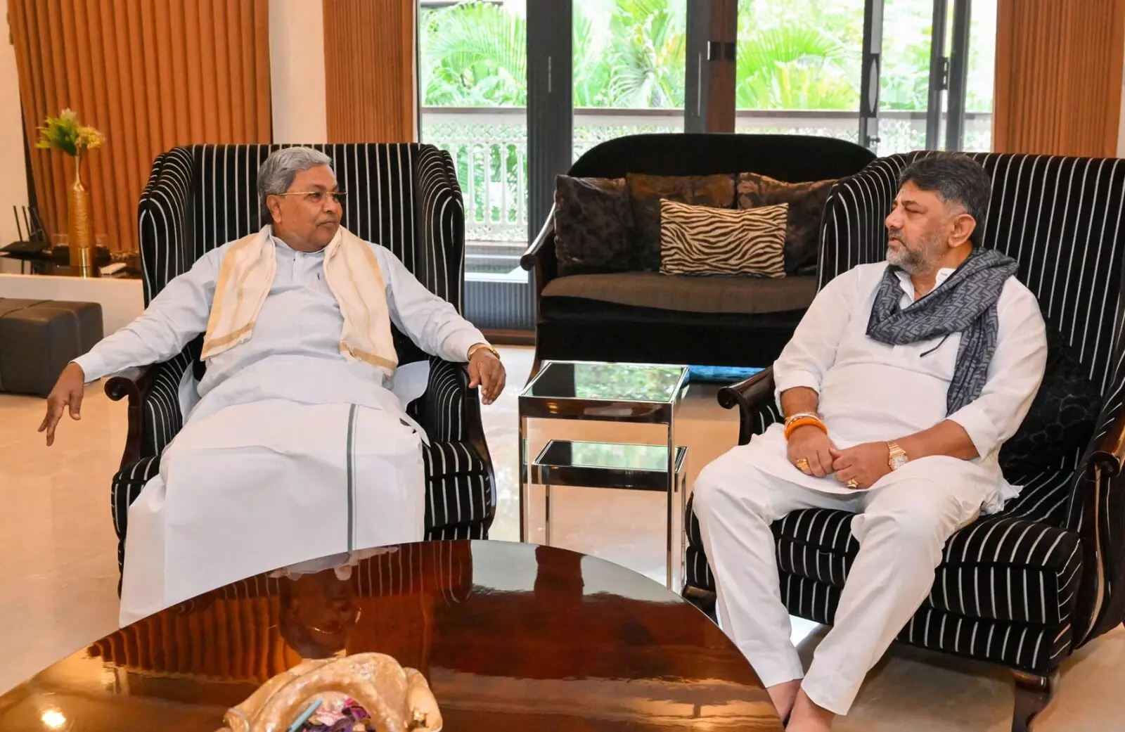 ಸಿಎಂ-ಡಿಸಿಎಂ ಉಪಹಾರ ಸಭೆ; ಚಿತ್ರಗಳಲ್ಲಿ ನೋಡಿ...