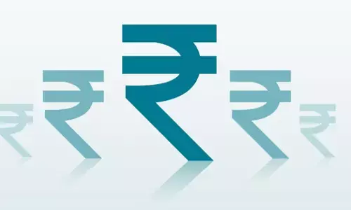 ಡಾಲರ್‌ನೆದುರು ಸಾರ್ವಕಾಲಿಕ ಕನಿಷ್ಠ 90.2ಕ್ಕೆ ಕುಸಿದ ರೂಪಾಯಿ ಮೌಲ್ಯ