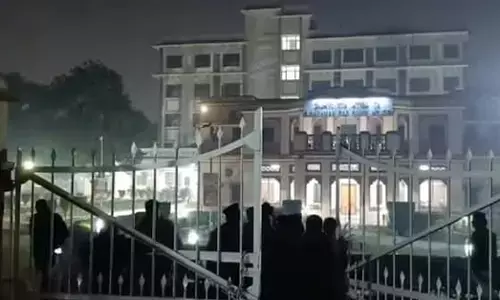 ಬನಾರಸ್ ವಿವಿಯಲ್ಲಿ ಹಿಂಸಾಚಾರ; ವಿದ್ಯಾರ್ಥಿಗಳು, ಮೇಲ್ವಿಚಾರಕ ಸಿಬ್ಬಂದಿ ನಡುವೆ ಘರ್ಷಣೆ