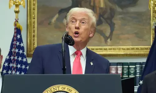 ಪ್ರಯಾಣ ನಿಷೇಧಿಸಿದ ರಾಷ್ಟ್ರಗಳಿಂದ ವಲಸೆ ಅರ್ಜಿ ಸ್ಥಗಿತಗೊಳಿಸಿದ ಅಮೆರಿಕ