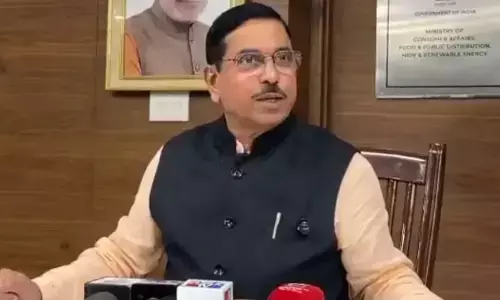 ‘ಚಳಿಗಾಲದ ಅಧಿವೇಶನ’ ಸಿಎಂ ಸಭೆಗೆ ಬರುವುದು ಅಸಾಧ್ಯ: ಪ್ರಹ್ಲಾದ್ ಜೋಶಿ