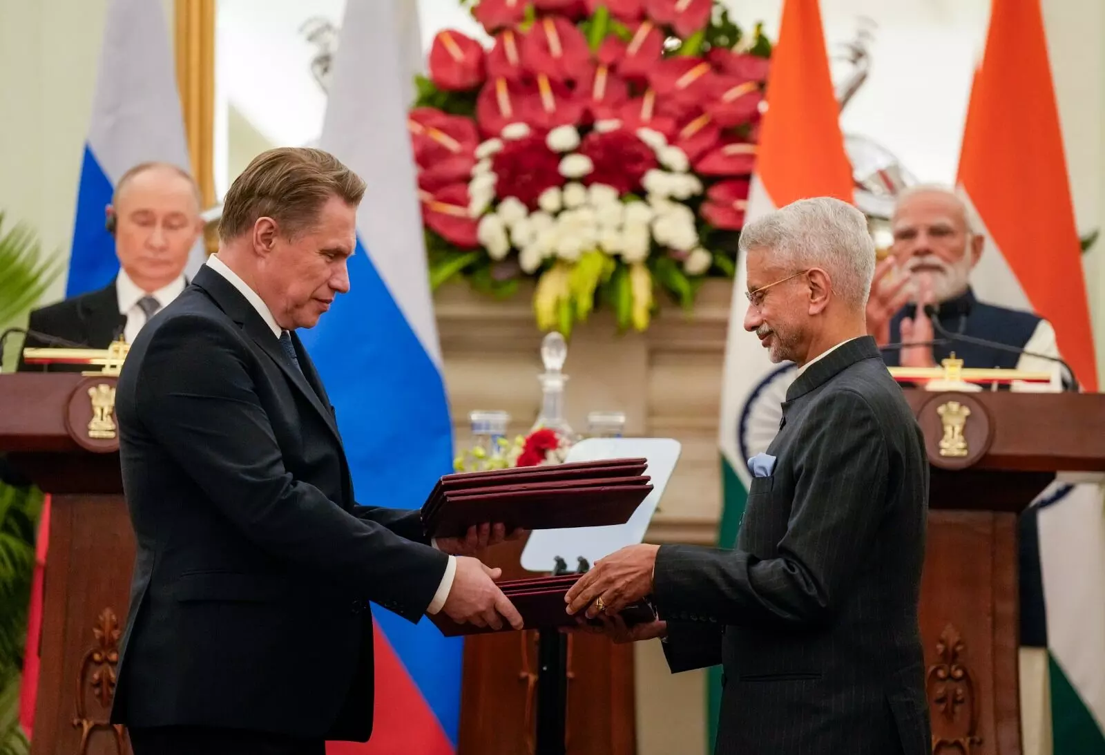 ರಶ್ಯ ಅಧ್ಯಕ್ಷ ಪುಟಿನ್ ಭಾರತ ಭೇಟಿ; ಚಿತ್ರಗಳಲ್ಲಿ ನೋಡಿ