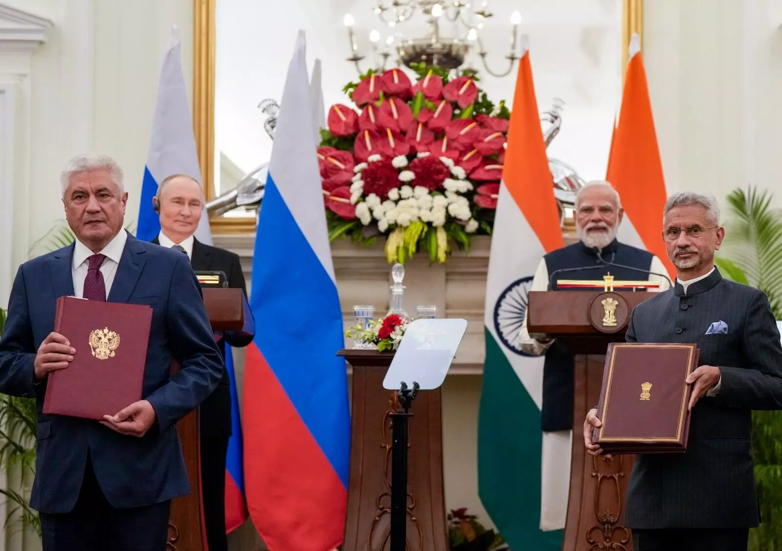 ರಶ್ಯ ಅಧ್ಯಕ್ಷ ಪುಟಿನ್ ಭಾರತ ಭೇಟಿ; ಚಿತ್ರಗಳಲ್ಲಿ ನೋಡಿ