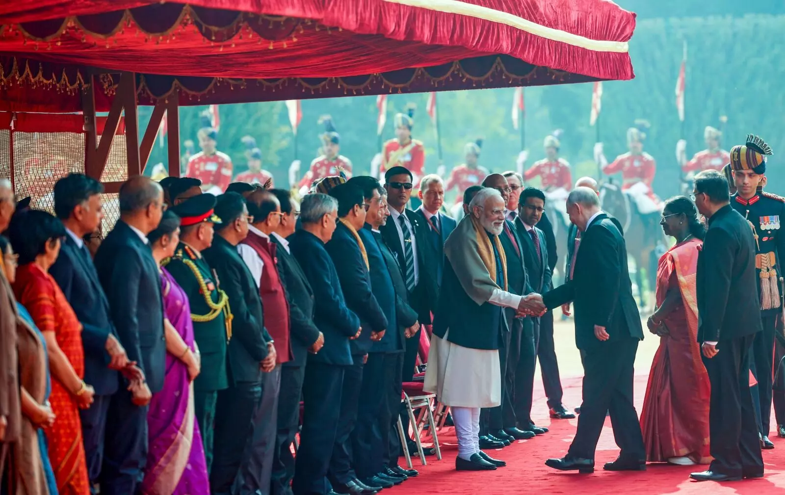 ರಶ್ಯ ಅಧ್ಯಕ್ಷ ಪುಟಿನ್ ಭಾರತ ಭೇಟಿ; ಚಿತ್ರಗಳಲ್ಲಿ ನೋಡಿ