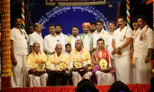 ದೇರಳಕಟ್ಟೆ | ಪತ್ರಿಕಾ ವಿತರಕ ಇಸ್ಮಾಯೀಲ್ ಸಹಿತ ನಾಲ್ವರಿಗೆ ಸನ್ಮಾನ