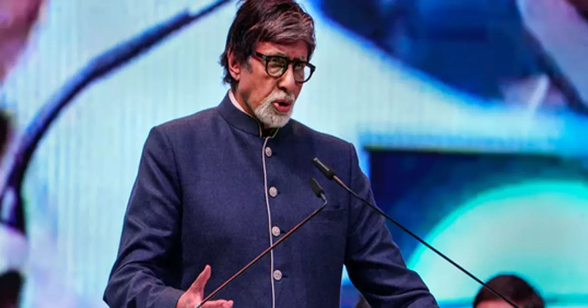 Uttar Pradesh | ಝಾನ್ಸಿ ಮತದಾರರ ಪಟ್ಟಿಯಲ್ಲಿ ಕಾಣಿಸಿಕೊಂಡ Amitabh Bachchan ಹೆಸರು! Uttar Pradesh | ಝಾನ್ಸಿ ಮತದಾರರ ಪಟ್ಟಿಯಲ್ಲಿ ಕಾಣಿಸಿಕೊಂಡ Amitabh Bachchan ಹೆಸರು!